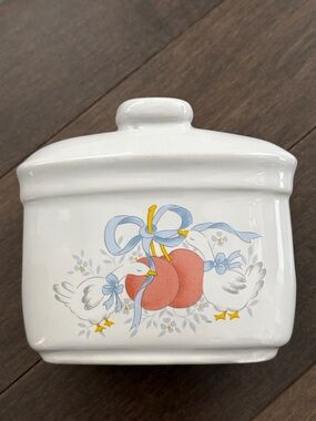 Marmalade Vintage Napkin Holder, Ceramic Blue Ribbon Geese Bow, Kitchen Decor